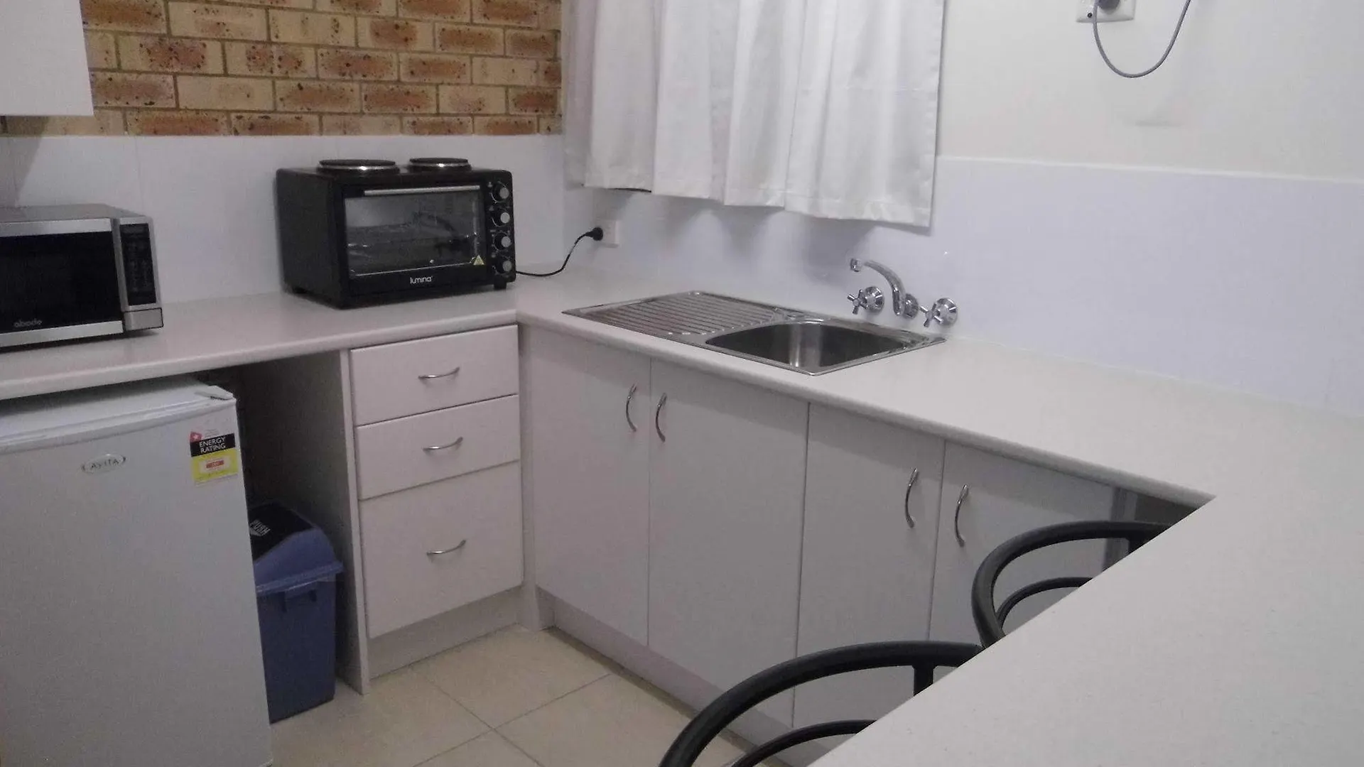 Nanango Fitzroy Motel 3*,  Australia